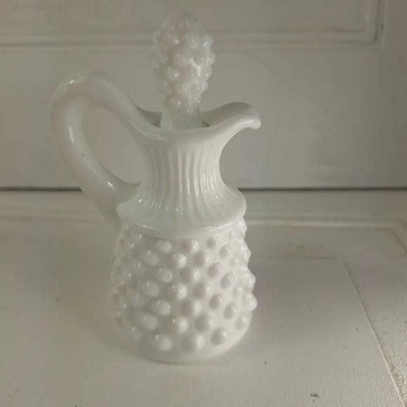 Vintage Fenton Hobnail Milk Glass  Cruet  Bottle With Stopper - Picture 2 of 10